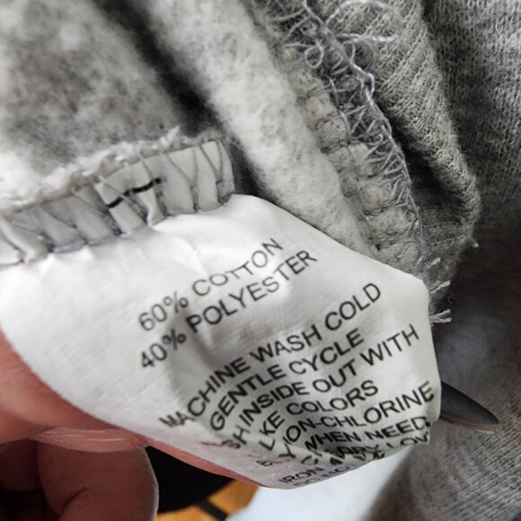 Star Wars Ewok Fuzzy Womens Pullover Sweatshirt - BoxLunch Exclusive Rare 2018 - Picture 9 of 10